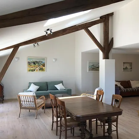 Newly Converted Barn, Magnificent Vues, Garden And Pool Лозерт