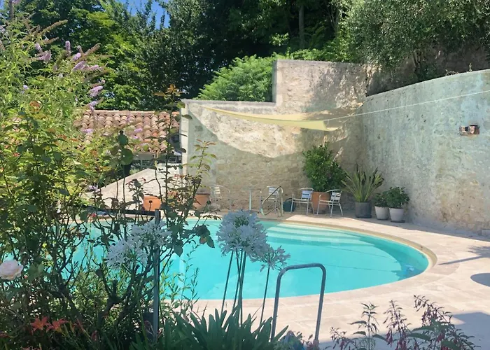 Vakantiehuis Newly Converted Barn, Magnificent Vues, Garden And Pool Lauzerte